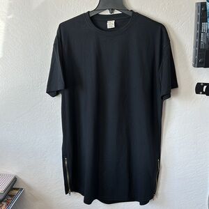 Bleecker & Mercer-size 2XL black men’s t with zipper sides
